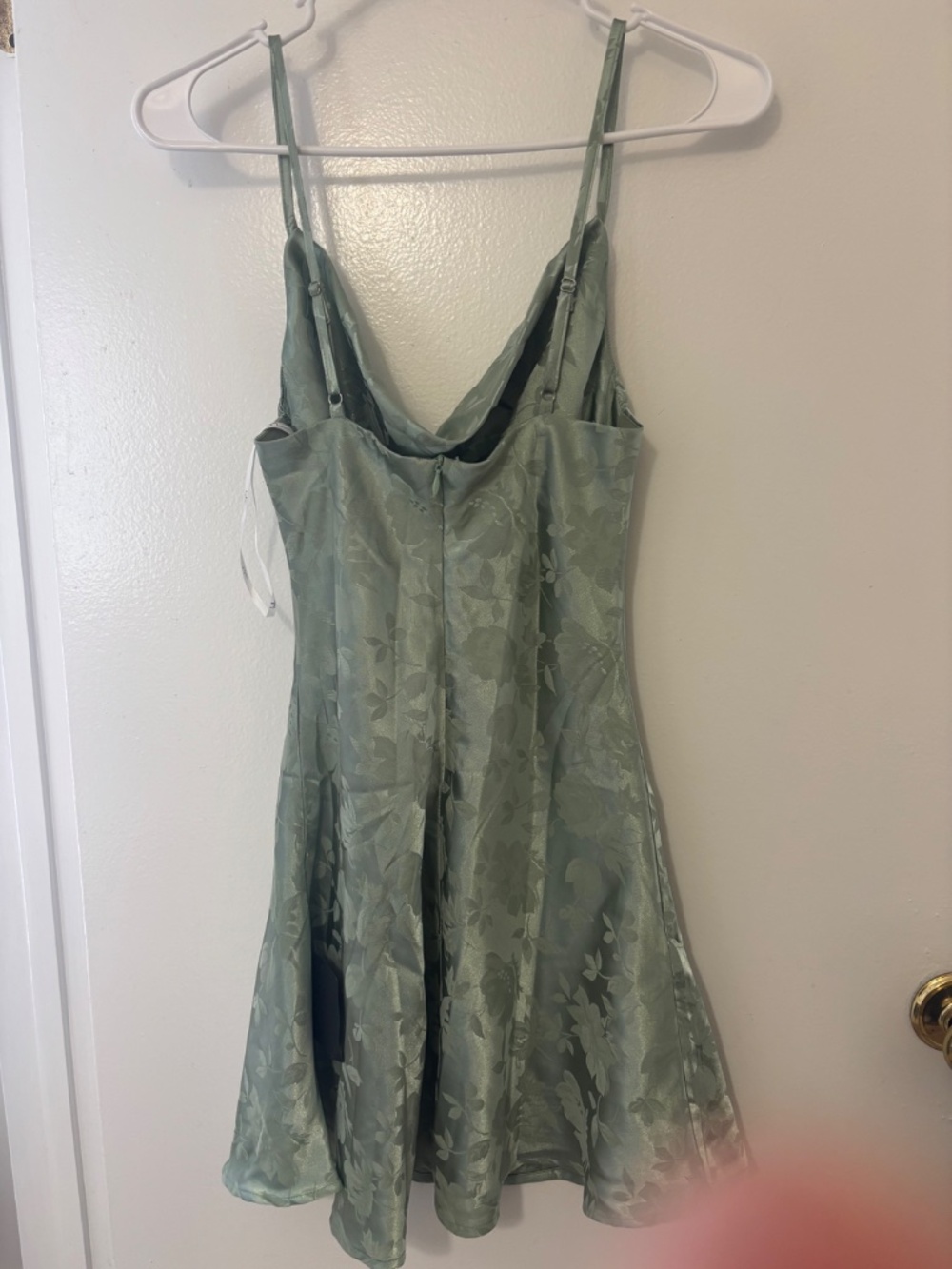 Formal Dress - Picture 3 of 5